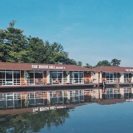 River Hill Resort Kanchanaburi Bagian luar foto