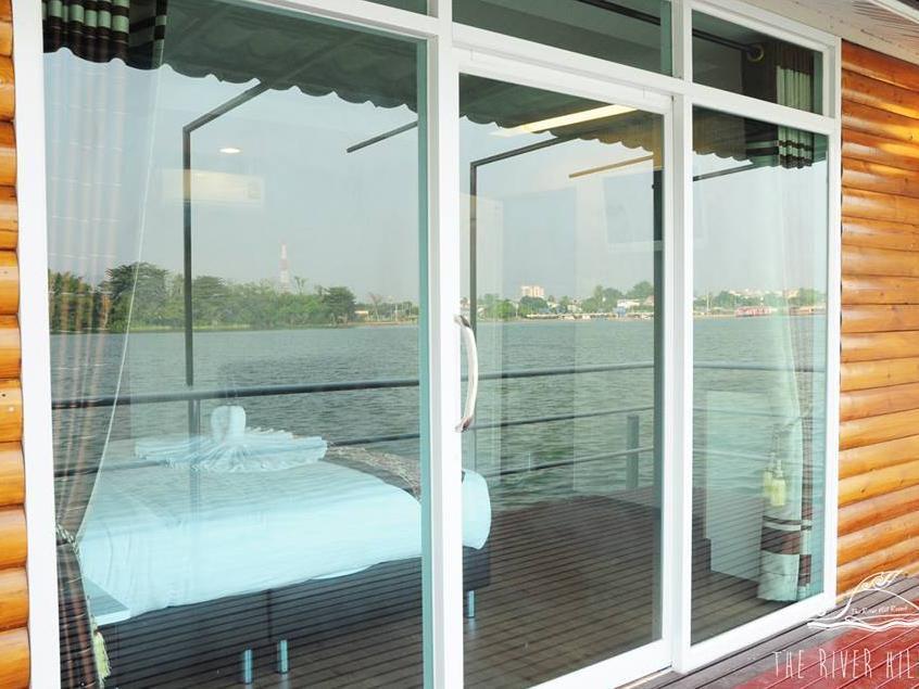 River Hill Resort Kanchanaburi Bagian luar foto