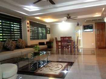 River Hill Resort Kanchanaburi Bagian luar foto